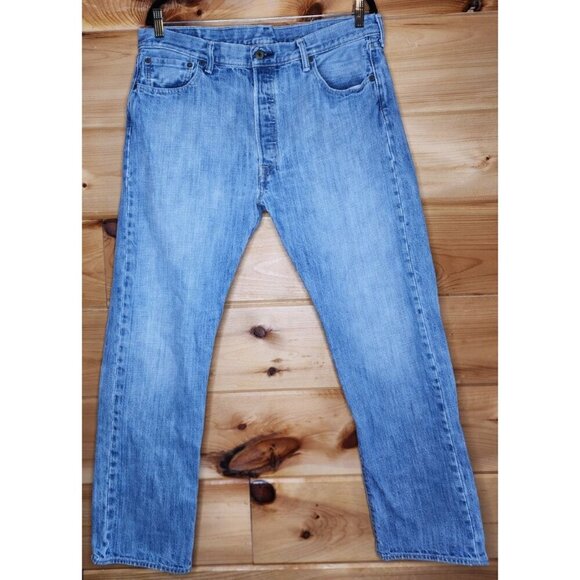 Levi's Jeans 36x30 Blue Denim 501 Button Fly Distressed 5 Pocket Jeans - Picture 1 of 11